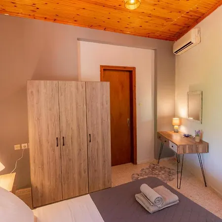 Fantasea Resort: First House